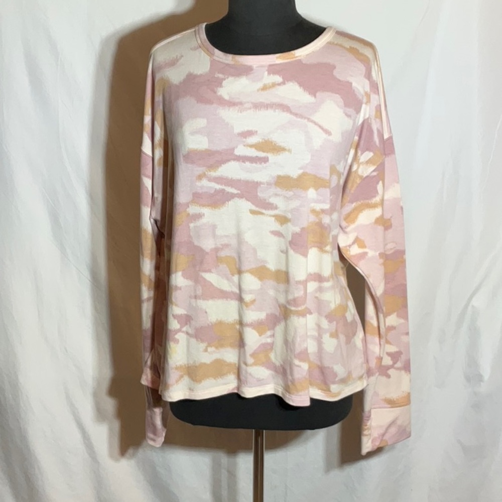 Old navy long sleeve shirt